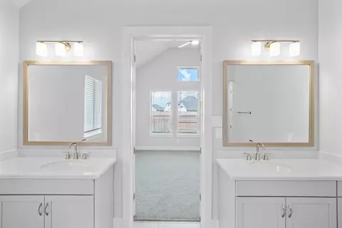 Bath - 17721 Coronation St, Conroe, TX 77302 photo 2 of 3