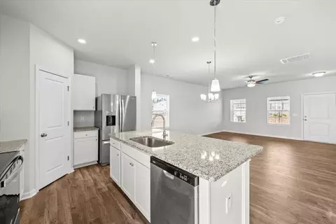Kitchen - 255 Phoenix Dr, Bunnlevel, NC 28323 photo 3 of 5