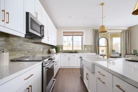 26360 Grimes Rd, Corona, CA 92883