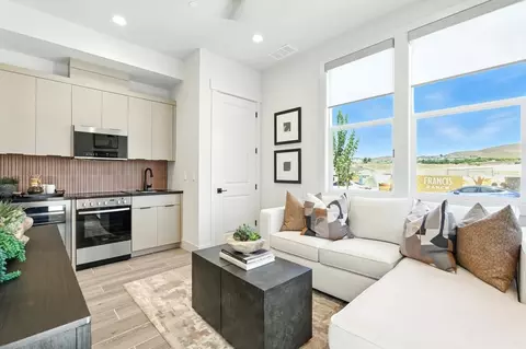 Living - 4296 Langley Rd, Dublin, CA 94568 photo 4 of 7