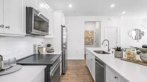 Kitchen - Clovis Ave. & Shepherd Ave., Clovis, CA 93619 photo 3 of 6