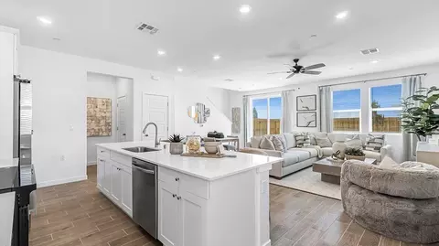 Kitchen - Clovis Ave. & Shepherd Ave., Clovis, CA 93619 photo 4 of 6