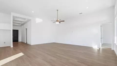 Living - 461 Shadowfax Dr, Aledo, TX 76008 photo 4 of 9