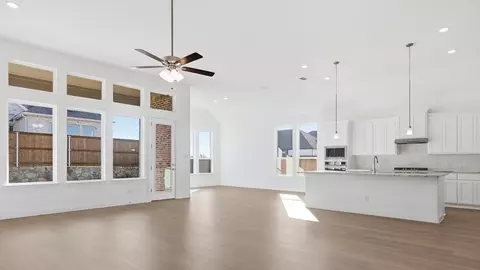 Living - 461 Shadowfax Dr, Aledo, TX 76008 photo 5 of 7
