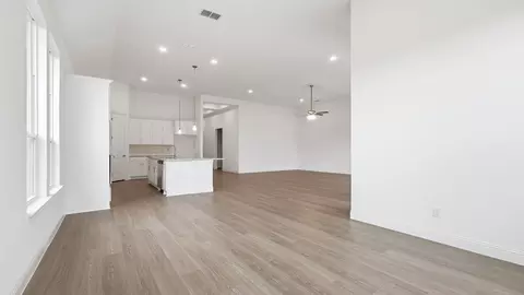 Living - 461 Shadowfax Dr, Aledo, TX 76008 photo 3 of 7