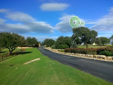 288 John Price Blvd, Blanco, TX 78606 photo 11
