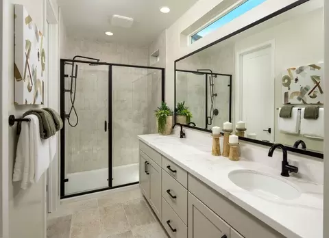 Bath - 324 Goldenstar Way, Napa, CA 94558 photo 1 of 4