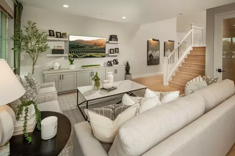 Living - 324 Goldenstar Way, Napa, CA 94558 photo 1 of 7
