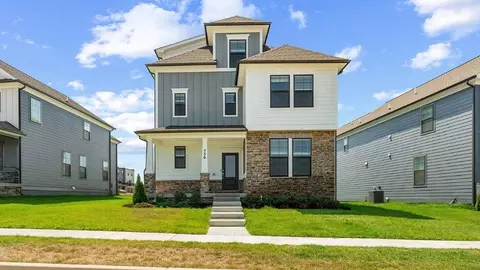 813 Foundry St, Frederick, MD 21701