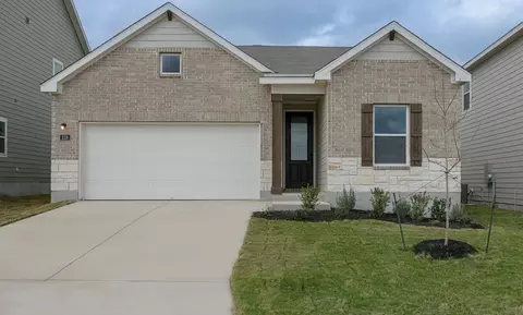 119 Peeps Ct, Adkins, TX 78101
