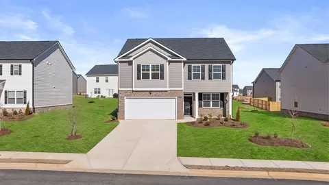 87 Weymouth Dr, Locust Grove, GA 30248
