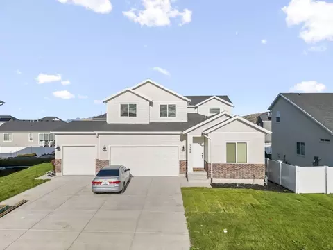 Exterior - 1293 Wilbur Ln, Eagle Mountain, UT 84005 photo 5 of 20