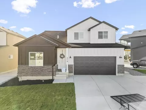 Exterior - 1293 Wilbur Ln, Eagle Mountain, UT 84005 photo 2 of 20