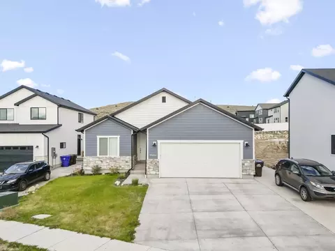Exterior - 1293 Wilbur Ln, Eagle Mountain, UT 84005 photo 13 of 20