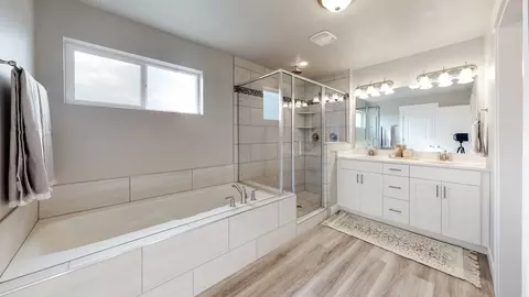 Bath - 1293 Wilbur Ln, Eagle Mountain, UT 84005 photo 1 of 2