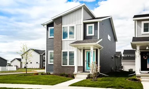 9432 Tawny Acorn Dr, Verona, WI 53593