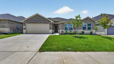 10432 Sarasota St, Midlothian, TX 76065