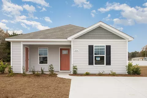 43 Cambridge Dr, Tabor City, NC 28463