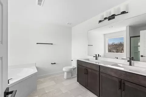 Bath - 1 Hazel Ct, Wright City, MO 63390 photo 12 of 29
