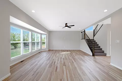 Living - 1 Hazel Ct, Wright City, MO 63390 photo 26 of 27