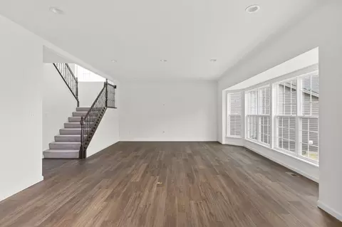 Living - 1 Hazel Ct, Wright City, MO 63390 photo 10 of 27