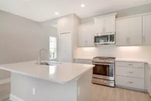Kitchen - 4327 Spoon Blade Dr, Parrish, FL 34219 photo 2 of 4
