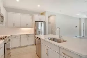 Kitchen - 4327 Spoon Blade Dr, Parrish, FL 34219 photo 3 of 4