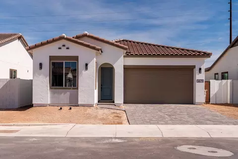5879 S Red Rock St, Gilbert, AZ 85298