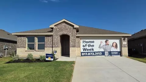 133 Tumbleweed Dr, Newark, TX 76071