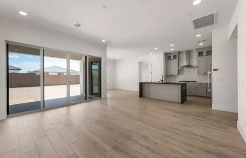 Living - 2433 W Nighthawk Way, Phoenix, AZ 85045 photo 4 of 7