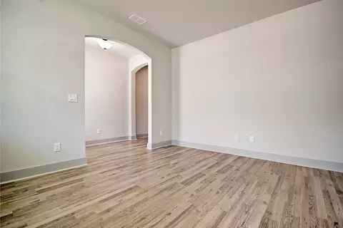Living - 219 Creek Pointe Dr, Moncks Corner, SC 29461 photo 2 of 9