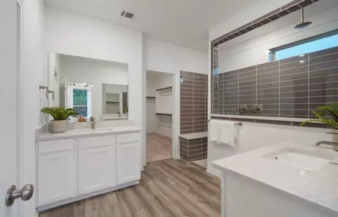 Entry Way - 612 Ruby Bend Ln, Montgomery, TX 77356 photo 1 of 2