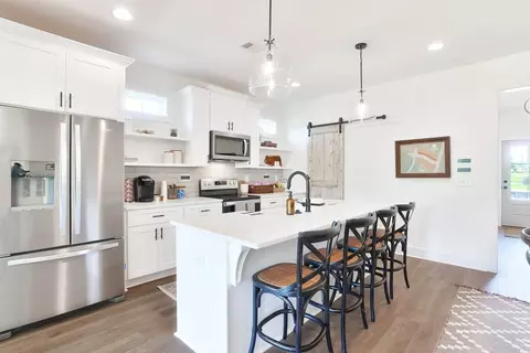 Kitchen - 100 Firefly Ln, Opelika, AL photo 2 of 4