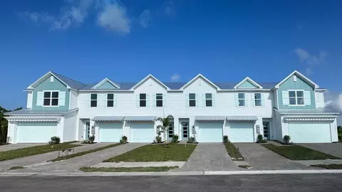 10530 Fountain Palm Cir, Pine Island, FL 33922