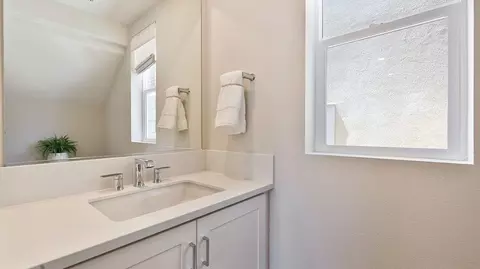 Bath - 27402 Hackberry Pl, Valencia, CA 91381 photo 3 of 9