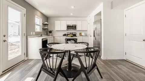 Dining - 203 Scorsese St, Springfield, OH 45505 photo 1 of 5