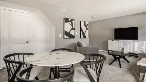 Dining - 203 Scorsese St, Springfield, OH 45505 photo 3 of 5