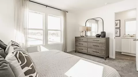 Bedroom - 203 Scorsese St, Springfield, OH 45505 photo 3 of 10