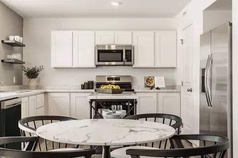 Kitchen - 203 Scorsese St, Springfield, OH 45505 photo 1 of 5