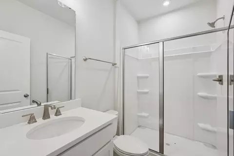 Bath - 704 Hyperion Aly, Wake Forest, NC 27587 photo 2 of 5