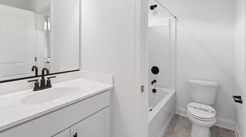 Bath - 1272 Kegman Rd, Chesapeake, VA 23322 photo 8 of 9