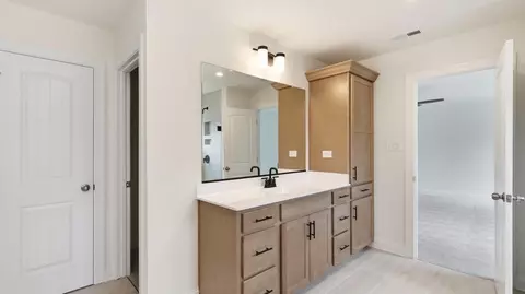 Bath - 1272 Kegman Rd, Chesapeake, VA 23322 photo 6 of 9