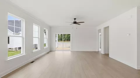 Living - 1272 Kegman Rd, Chesapeake, VA 23322 photo 1 of 3