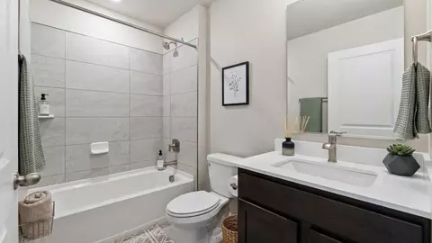 Bath - 22205 E 6th Ave, Aurora, CO 80018 photo 2 of 2