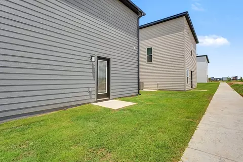 Exterior - 551 Solar St, Centerton, AR 72713 photo 3 of 6