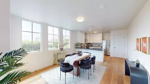 Dining - 1878 E Walnut St #319, Pasadena, CA 91107 photo 1 of 1