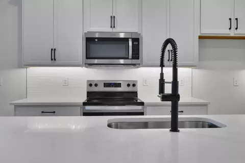 Kitchen - 7495 Sea Manatee St, Parrish, FL 34219 photo 3 of 6