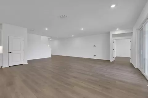 Living - 7495 Sea Manatee St, Parrish, FL 34219 photo 2 of 8