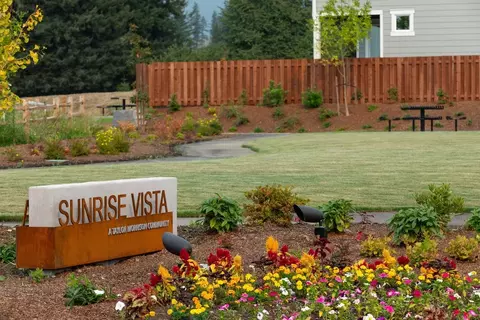 View/Area - 837 Weaver Dr E, Enumclaw, WA 98022 photo 1 of 2