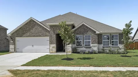 9525 Dugout Dr, Aubrey, TX 76227